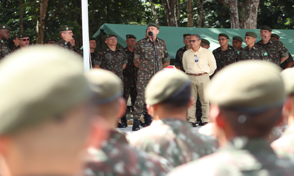 Comando Militar do Leste diz que convocação de reservistas #éboato